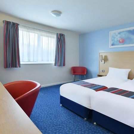 แทรเวลลอดจ์ แมนเชสเตอร์ เบิร์ช M62 อีสต์บาวด์ Hotel Heywood ภายนอก รูปภาพ